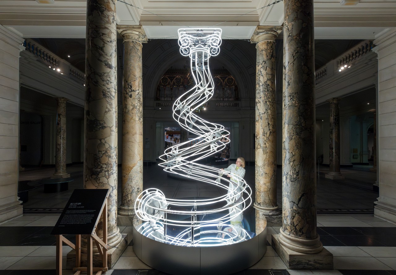 V&A